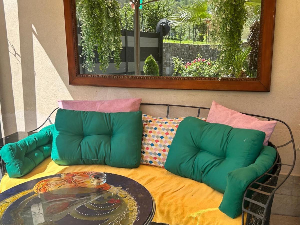 House Of Artist Apartman Isolabona Kültér fotó